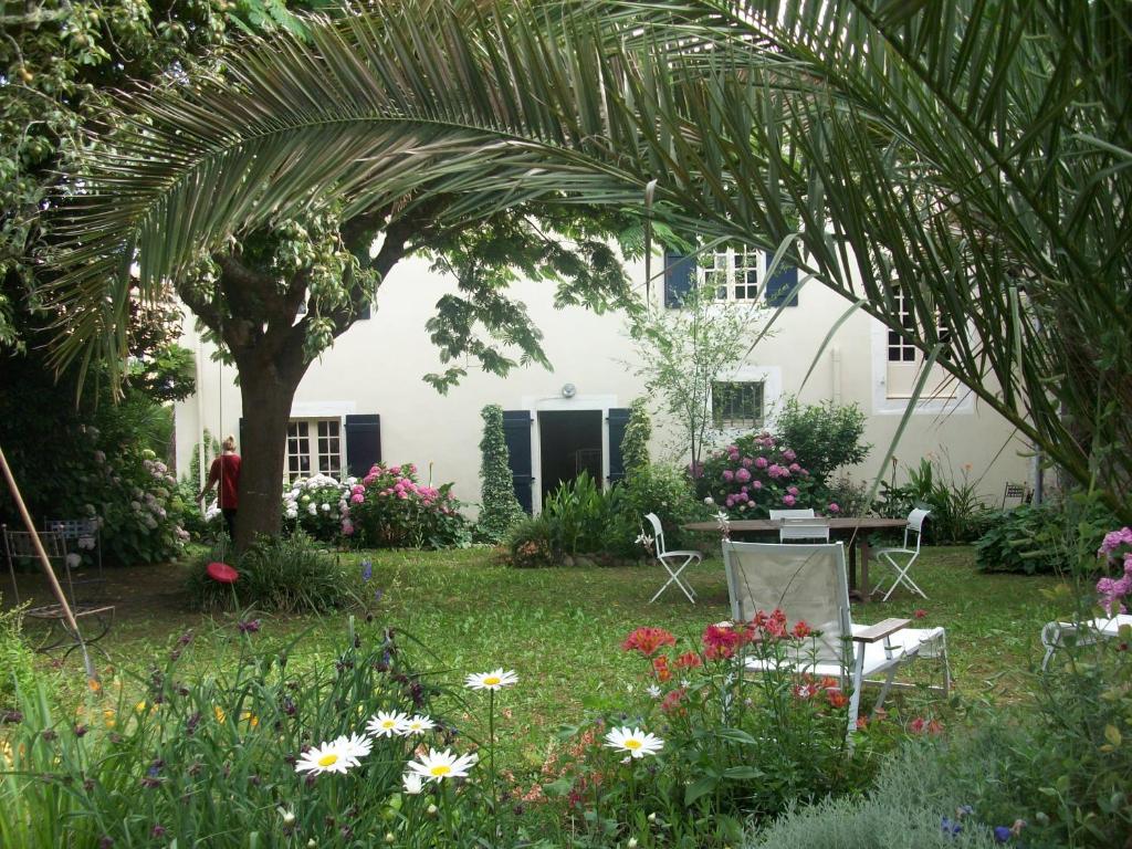 Chambres d'Hôtes Aroha Sorde-lʼAbbaye Exterior foto